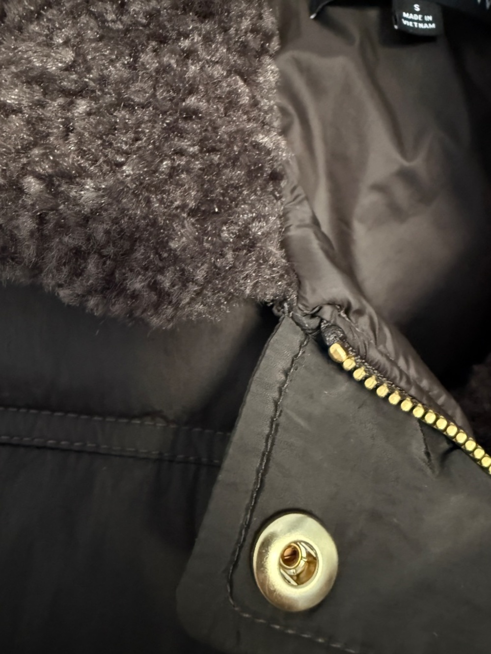 J Crew Puffer vest with PrimaLoft - Mossy Brown - Small - Picture 5 of 7